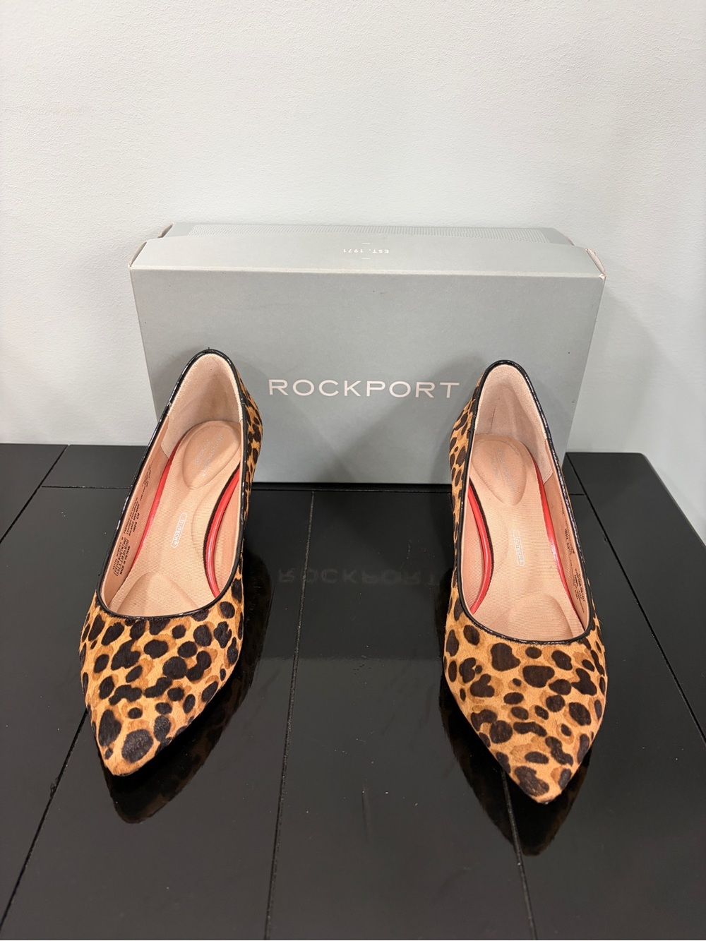 Rockport Leopard Print Pointed Toe Pumps - Tan/Black